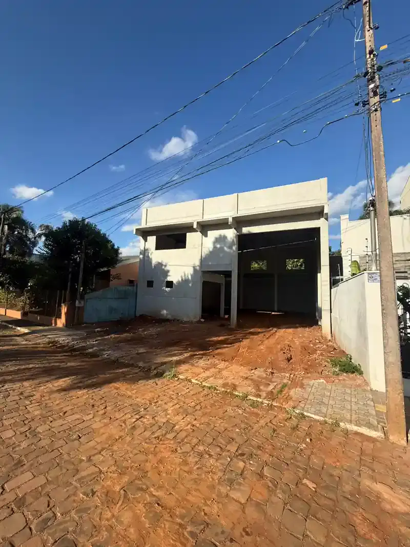 Pavilhão Pré-Moldado Comercial — Obra Sr. Darlan