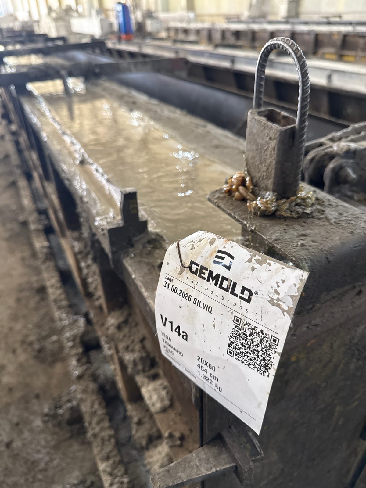 Miller Supermercados, Santa Cruz do Sul: Viga concretada na forma da fábrica
